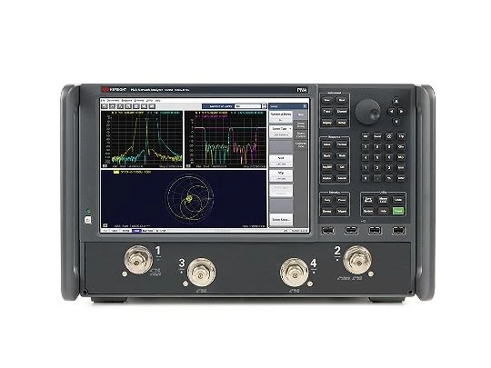 Begagnad Network Analyzer Agilent N5225B